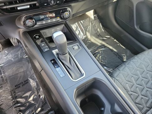 New 2026 Nissan Kicks SV image 9