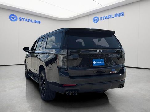 Used 2025 Chevrolet Suburban RST w/ Comfort Package image 6