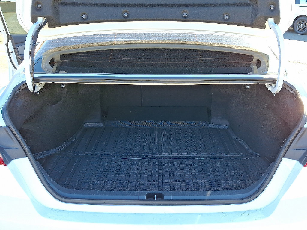 Used 2025 Toyota Camry SE FWD image 29