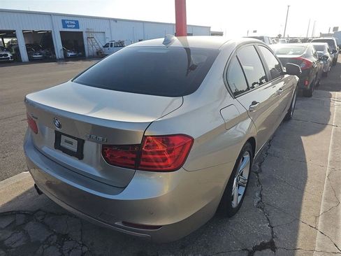 Used 2013 BMW 328i xDrive Sedan AWD/4WD image 4