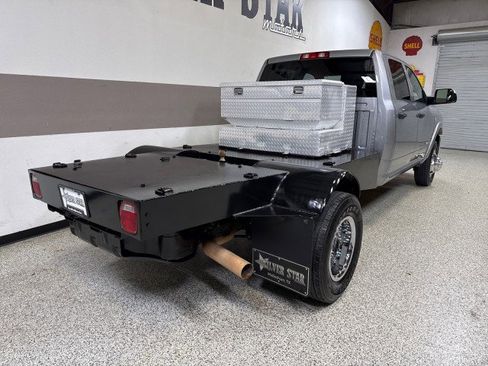 Used 2022 RAM 3500 Tradesman w/ Chrome Appearance Group image 44