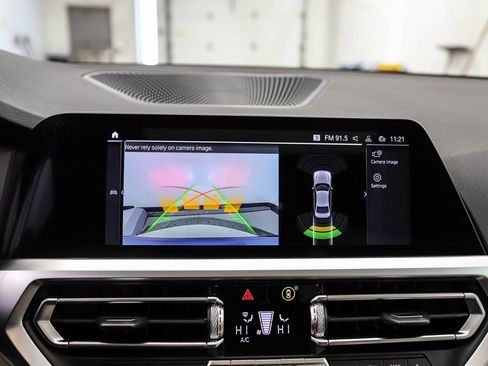 Used 2021 BMW 330e xDrive w/ Convenience Package image 18