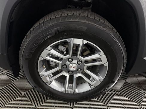 Used 2025 GMC Terrain Elevation image 11