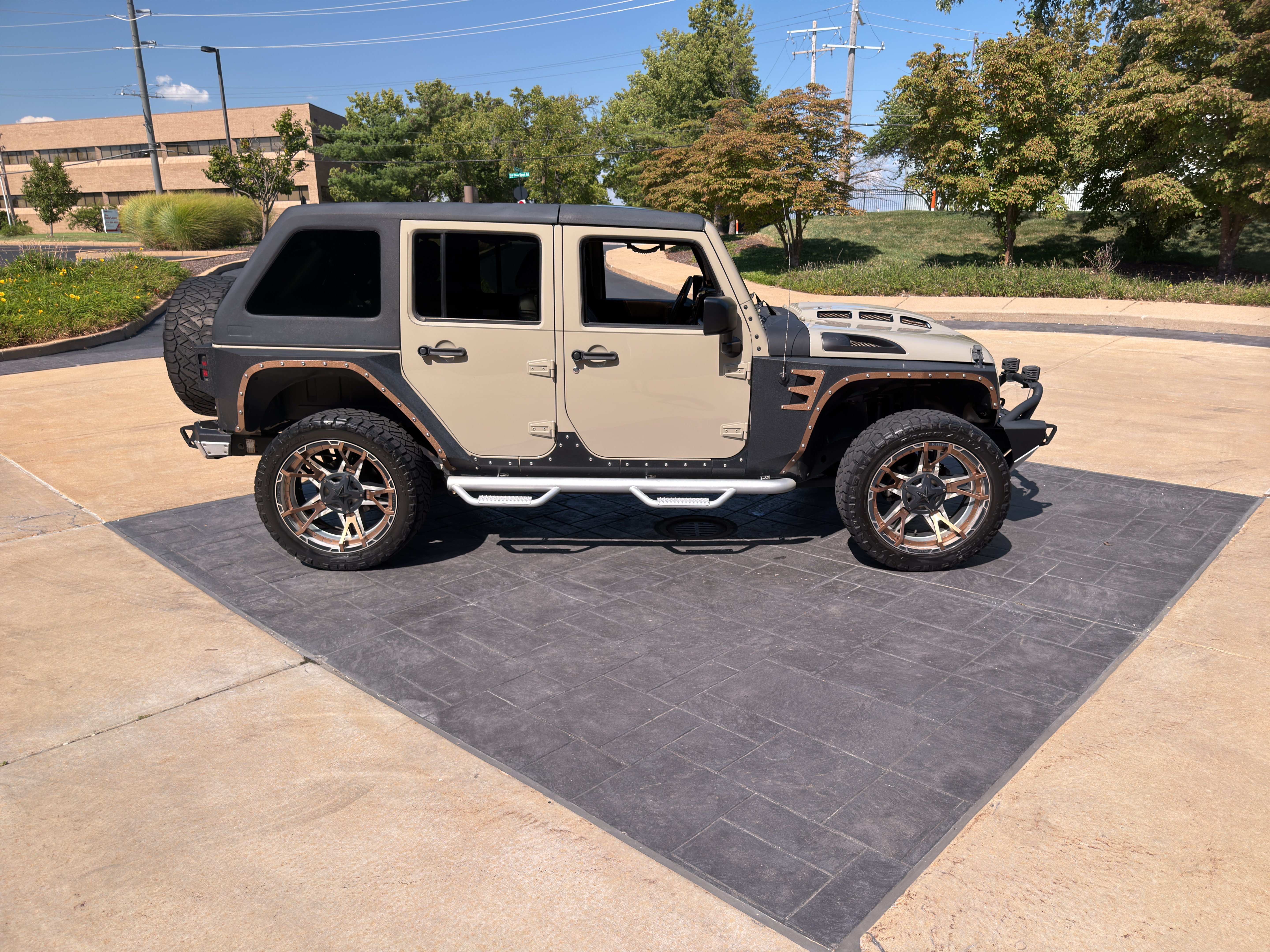 Used 2018 Jeep Wrangler Unlimited Sport S AWD/4WD image 6