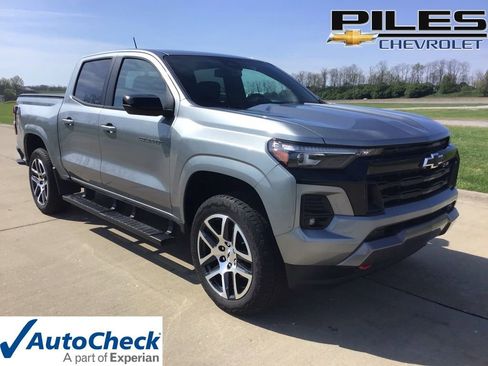 Used 2024 Chevrolet Colorado Z71 w/ Z71 Convenience Package 2 image 1