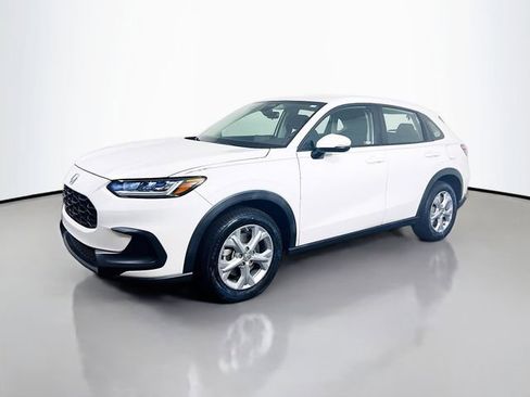 Used 2023 Honda HR-V LX image 5