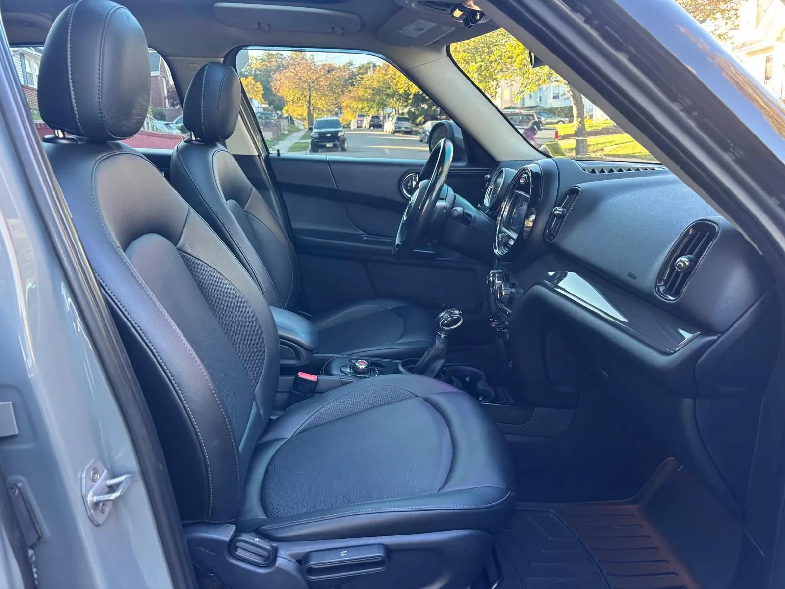 Used 2019 MINI Cooper Countryman FWD image 28
