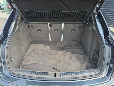 Certified 2019 Porsche Macan S AWD/4WD image 16