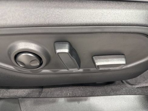 New 2026 Jeep Cherokee Limited AWD/4WD image 15