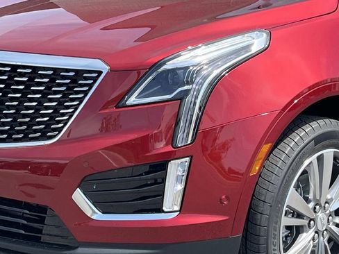 New 2026 Cadillac XT5 Premium Luxury image 9