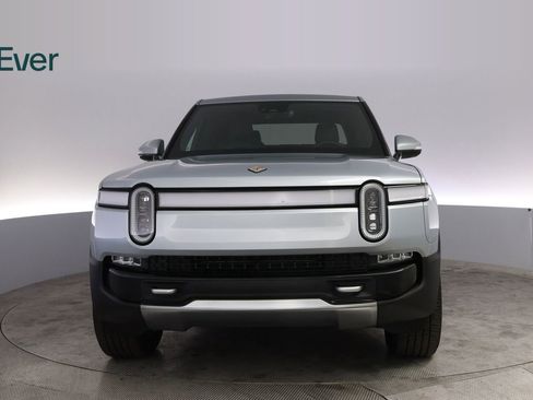 Used 2024 Rivian R1T Adventure AWD/4WD image 12