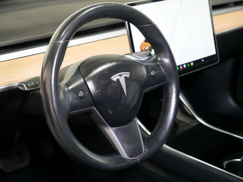 Used 2018 Tesla Model 3 Long Range RWD image 19