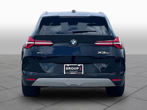 Used 2025 BMW X3 xDrive30i w/ Convenience Package AWD/4WD image 4