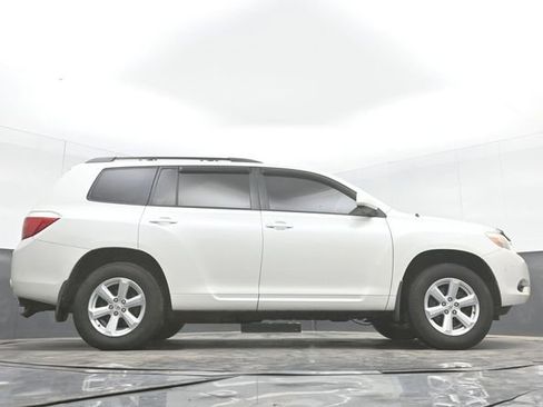Used 2010 Toyota Highlander 2WD image 33