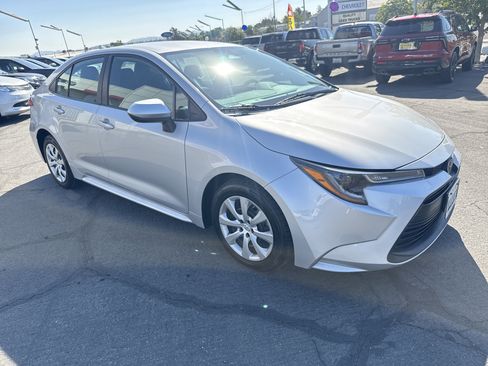 Used 2024 Toyota Corolla LE FWD image 8