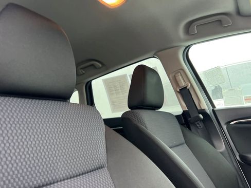 Used 2020 Honda Fit LX image 17