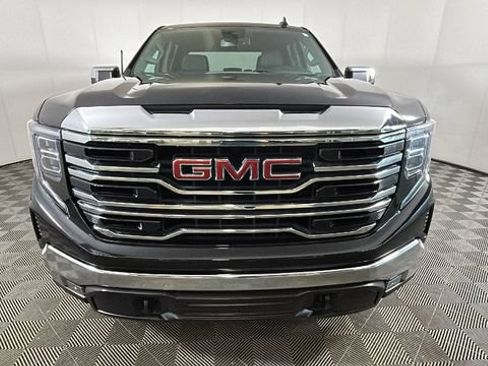 Used 2023 GMC Sierra 1500 SLT w/ SLT Convenience Package AWD/4WD image 7