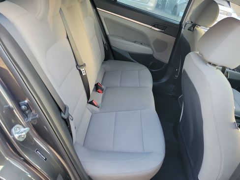 Used 2020 Hyundai Elantra Value Edition FWD image 24