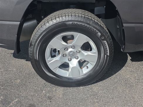 Used 2021 RAM 1500 Big Horn image 7