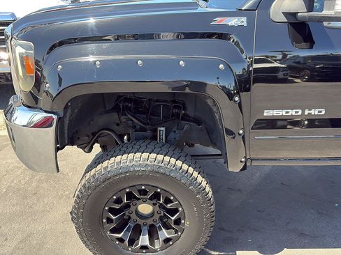 Used 2015 GMC Sierra 2500 SLE w/ SLE Preferred Package AWD/4WD image 22