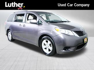 Used 2012 Toyota Sienna LE video 1