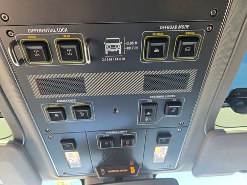 Used 2026 INEOS Grenadier AWD/4WD image 21