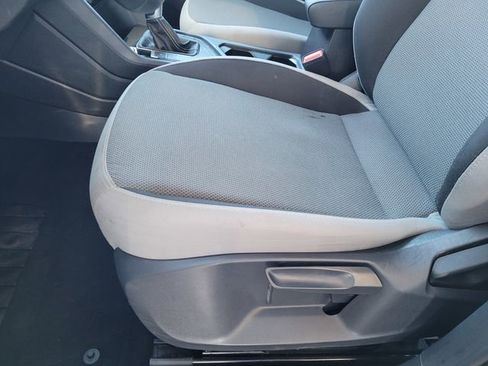 Used 2024 Volkswagen Taos S image 17