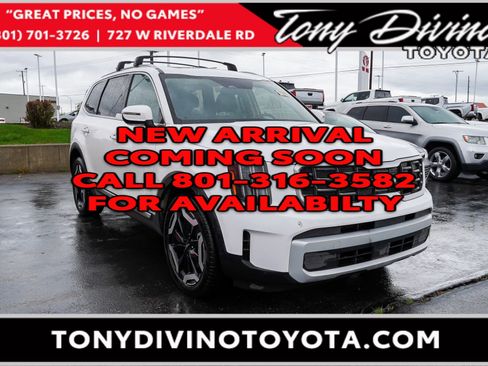 Used 2025 Kia Telluride S image 1