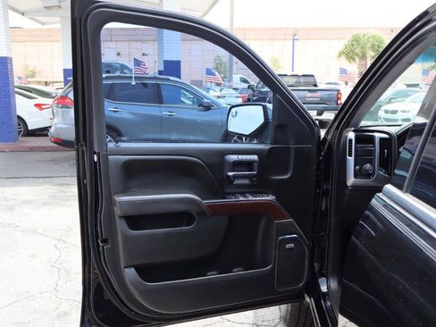 Used 2018 GMC Sierra 1500 SLT w/ Texas SLT Premium Package RWD image 8