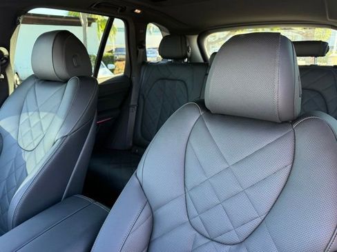 Used 2026 BMW X5 xDrive40i w/ Premium Package image 21