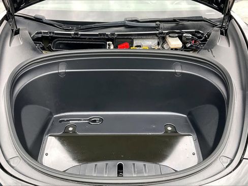 Used 2018 Tesla Model 3 Long Range image 29