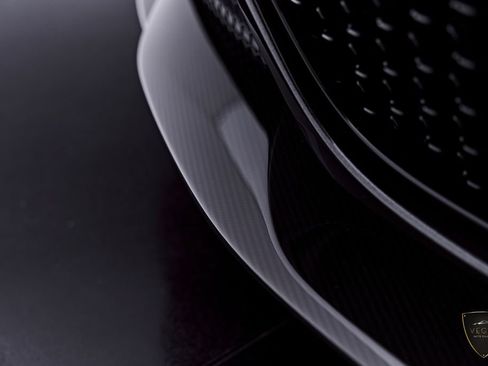 Used 2021 Aston Martin DBS Superleggera RWD image 25