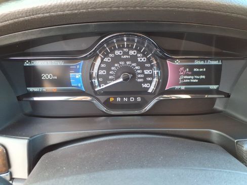 Used 2015 Lincoln MKS w/ Equipment Group 101A FWD image 20