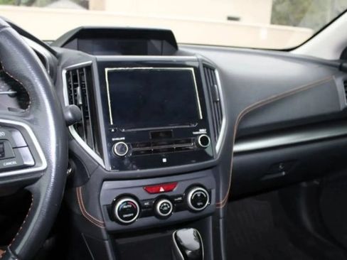 Used 2018 Subaru Crosstrek 2.0i Limited w/ Popular Package #2 AWD/4WD image 11