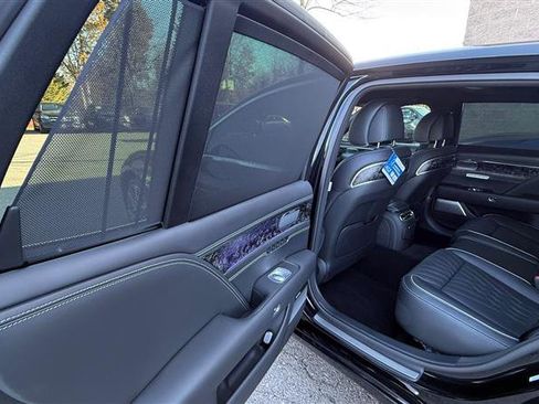 Used 2024 Genesis G90 3.5T image 21