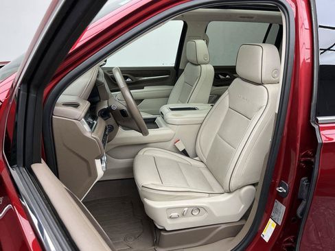 Certified 2021 GMC Yukon XL Denali w/ Denali Premium Package AWD/4WD image 11