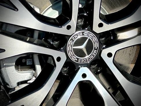 New 2026 Mercedes-Benz GLA 250 4MATIC image 9