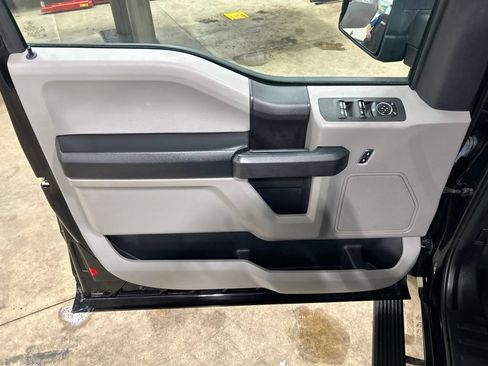 Certified 2018 Ford F150 XL w/ Equipment Group 101A Mid AWD/4WD image 15