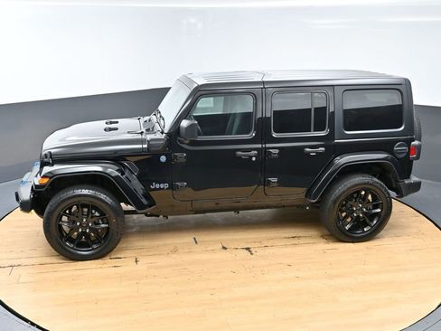 Used 2024 Jeep Wrangler Unlimited w/ Convenience Group image 48