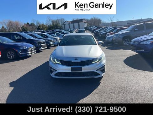 Used 2019 Kia Optima LX image 2