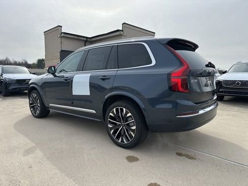 New 2026 Volvo XC90 B6 Plus w/ Protection Package image 5