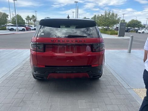 Used 2025 Land Rover Discovery Sport Dynamic SE AWD/4WD image 6