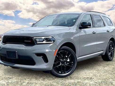 Used 2024 Dodge Durango GT AWD/4WD image 3