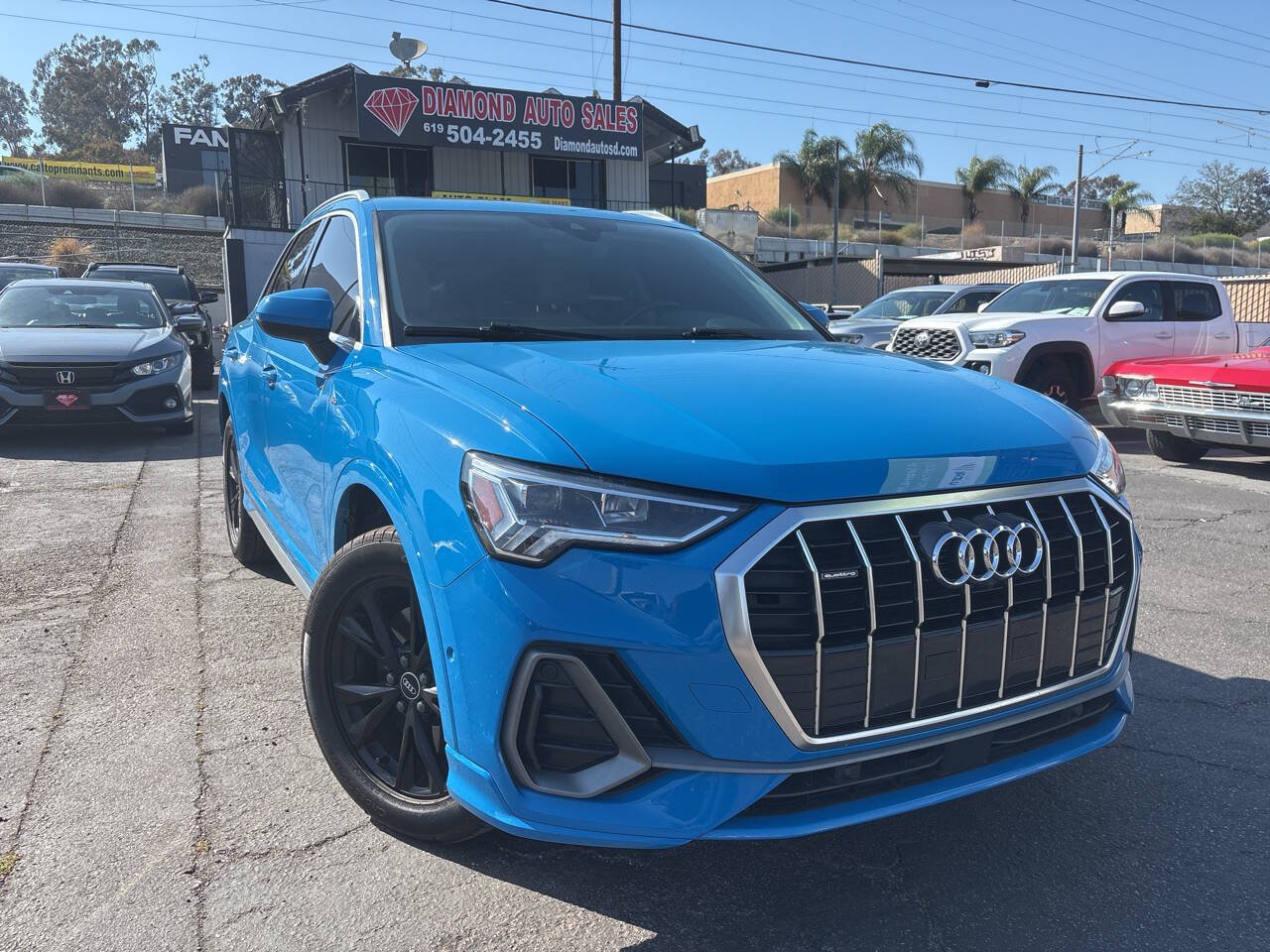 Used 2021 Audi Q3 2.0T Premium Plus w/ Premium Plus Package AWD/4WD image 2