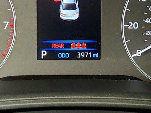 Used 2025 Toyota Corolla LE FWD image 15