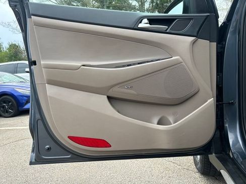 Used 2019 Hyundai Tucson Limited AWD/4WD image 13