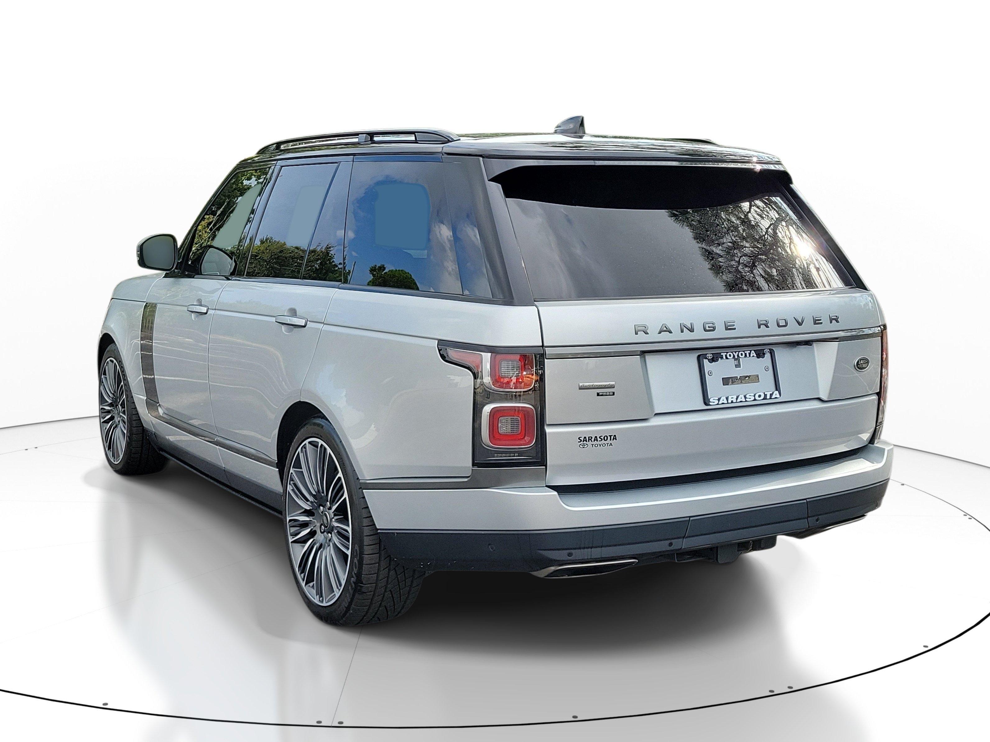 Used 2022 Land Rover Range Rover Autobiography AWD/4WD image 4
