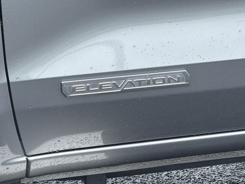 Used 2023 GMC Canyon Elevation w/ Convenience Package RWD image 11