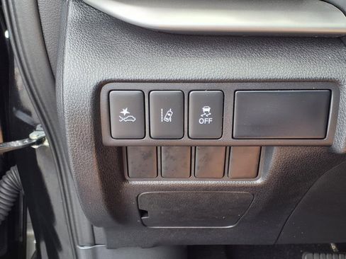 Used 2024 Mitsubishi Eclipse Cross LE image 16