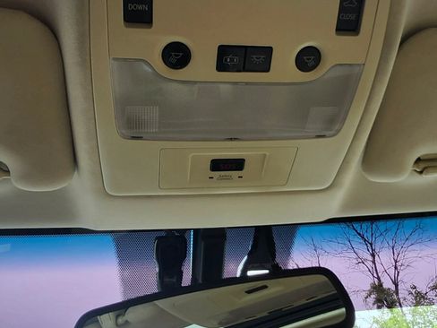 Used 2015 Lexus ES 350 w/ Luxury Package FWD image 30